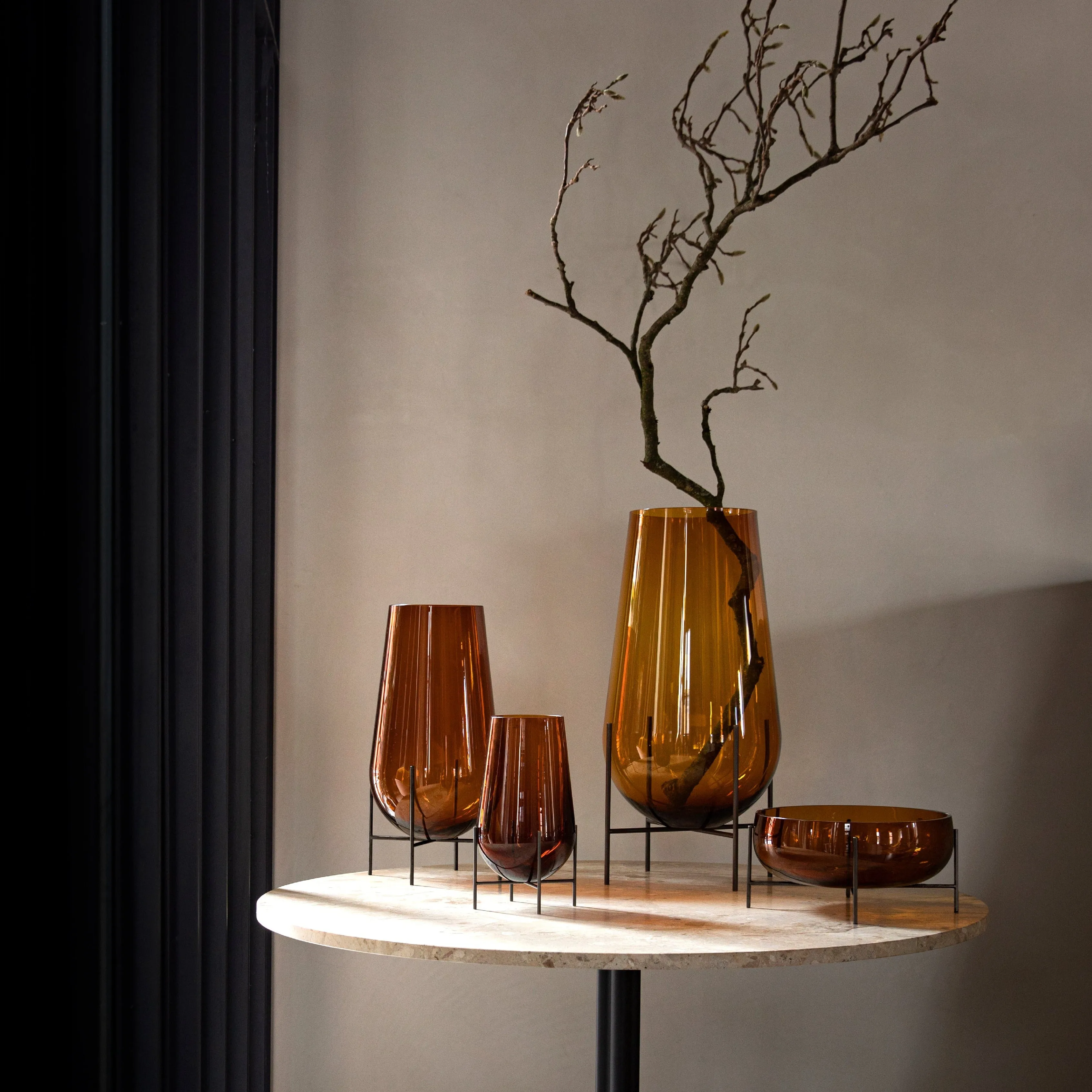 chasse Hurricane Vase | Bronzed Brass & Amber | Medium