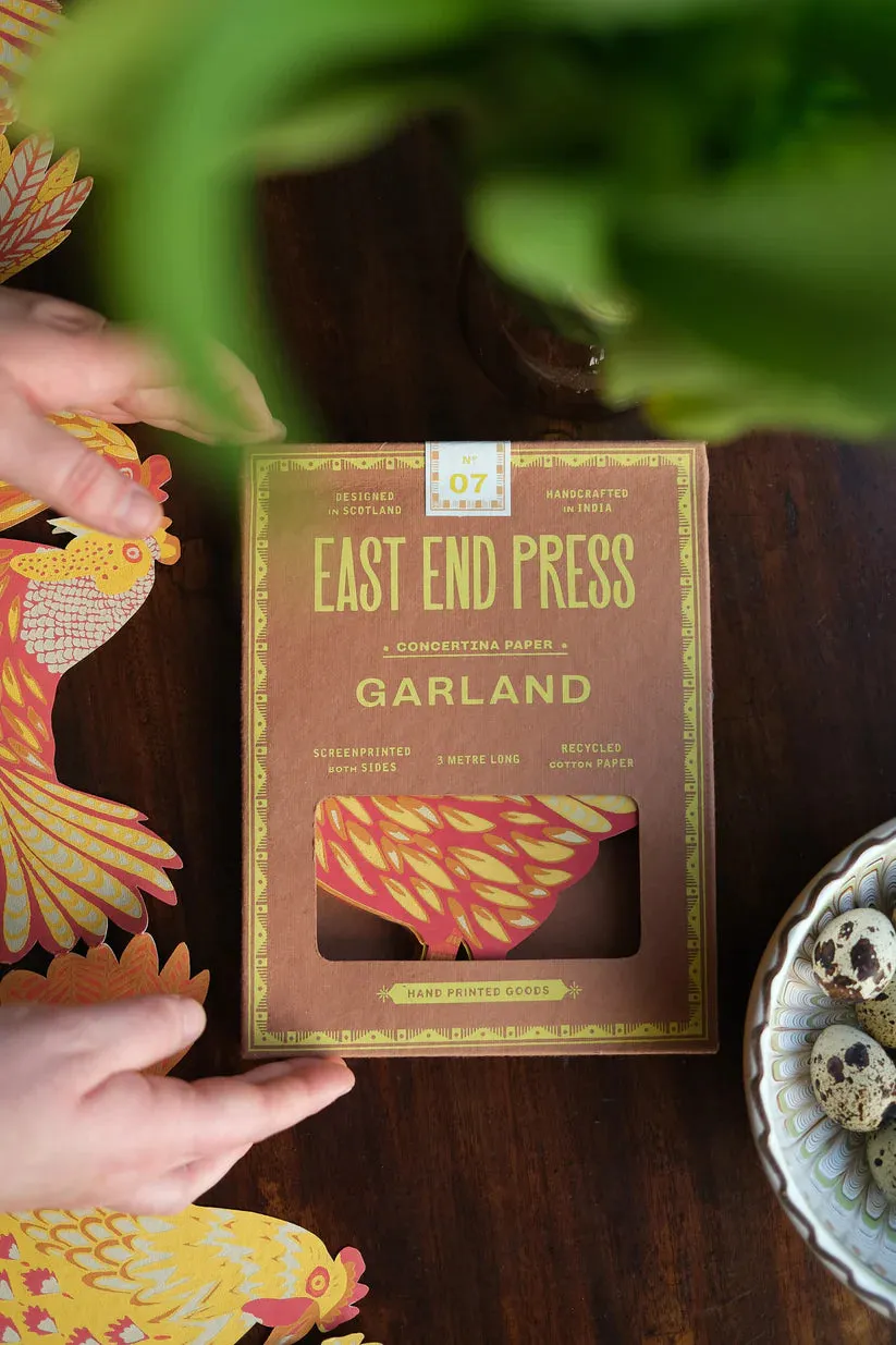 Chickens Concertina Garland