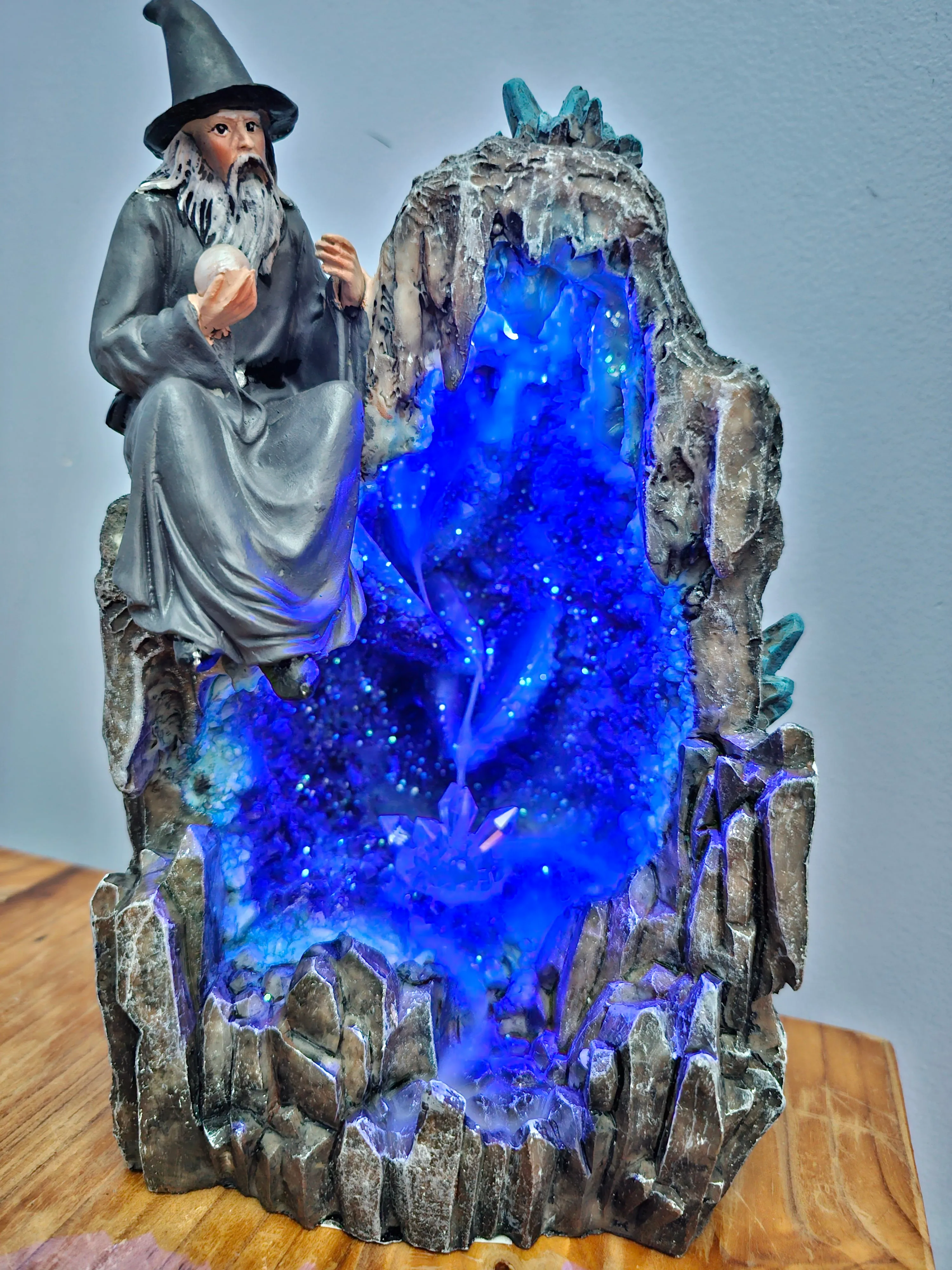 CRYSTAL WIZARD INCENSE CONE BURNER