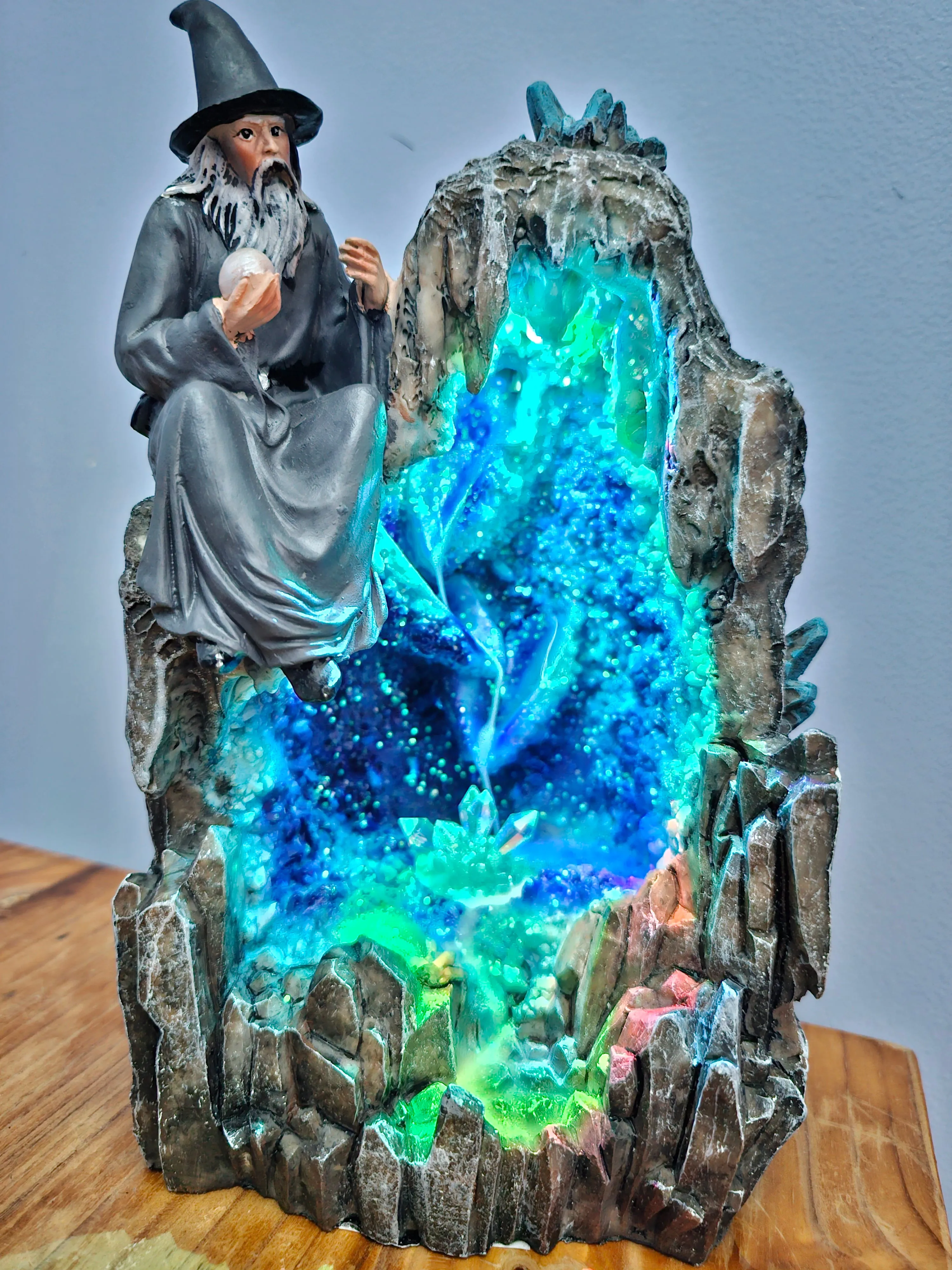 CRYSTAL WIZARD INCENSE CONE BURNER