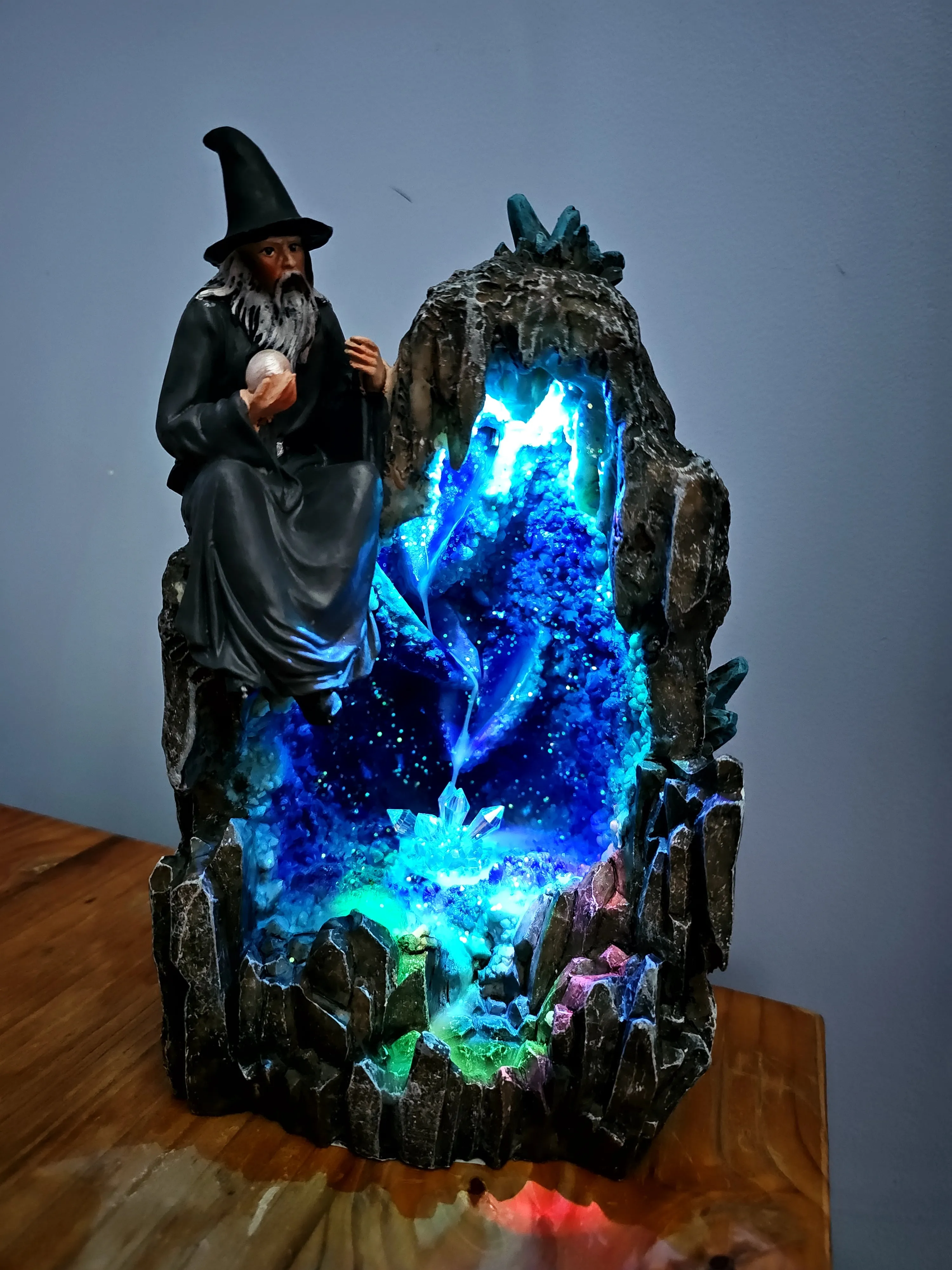 CRYSTAL WIZARD INCENSE CONE BURNER