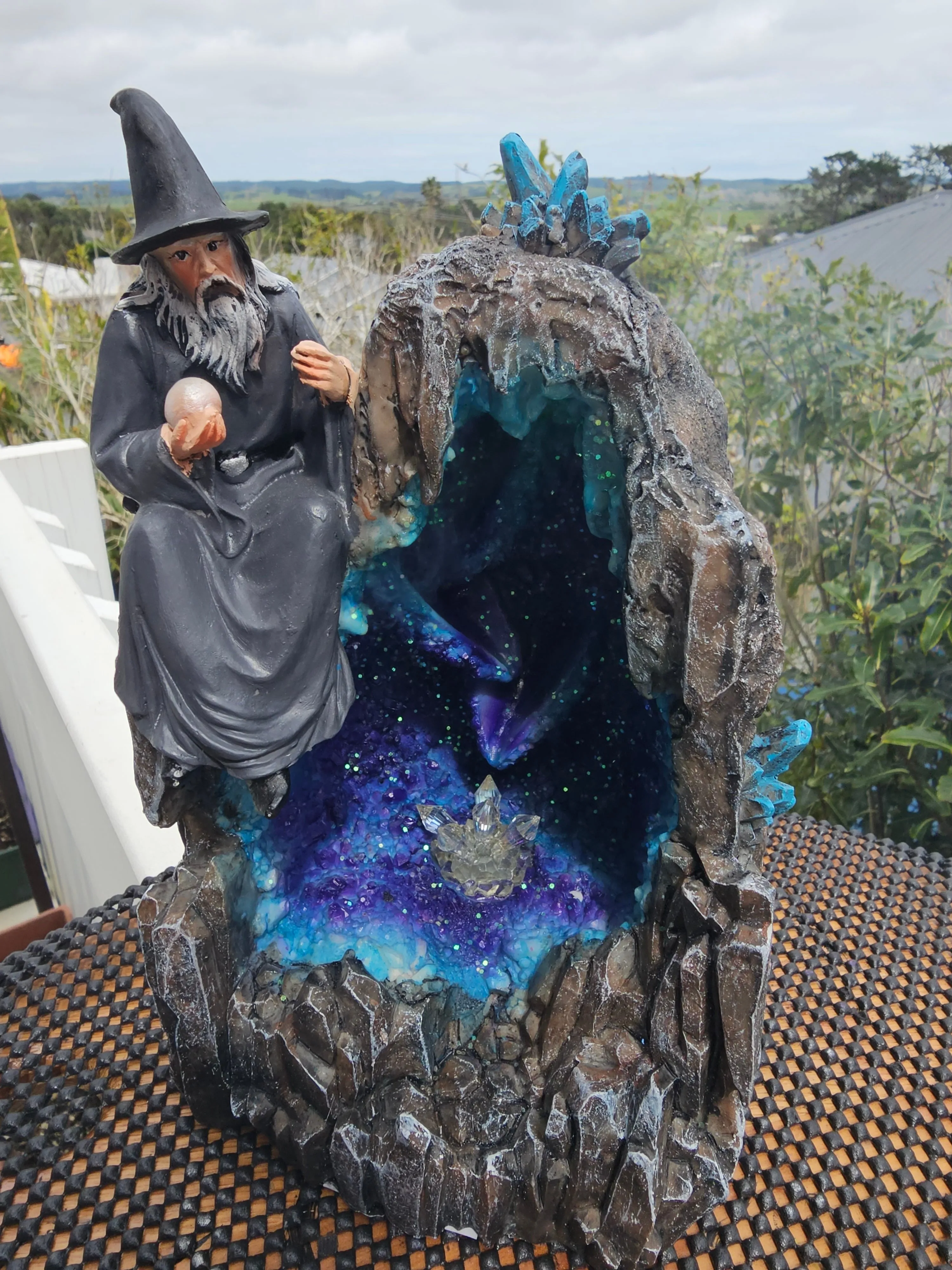 CRYSTAL WIZARD INCENSE CONE BURNER