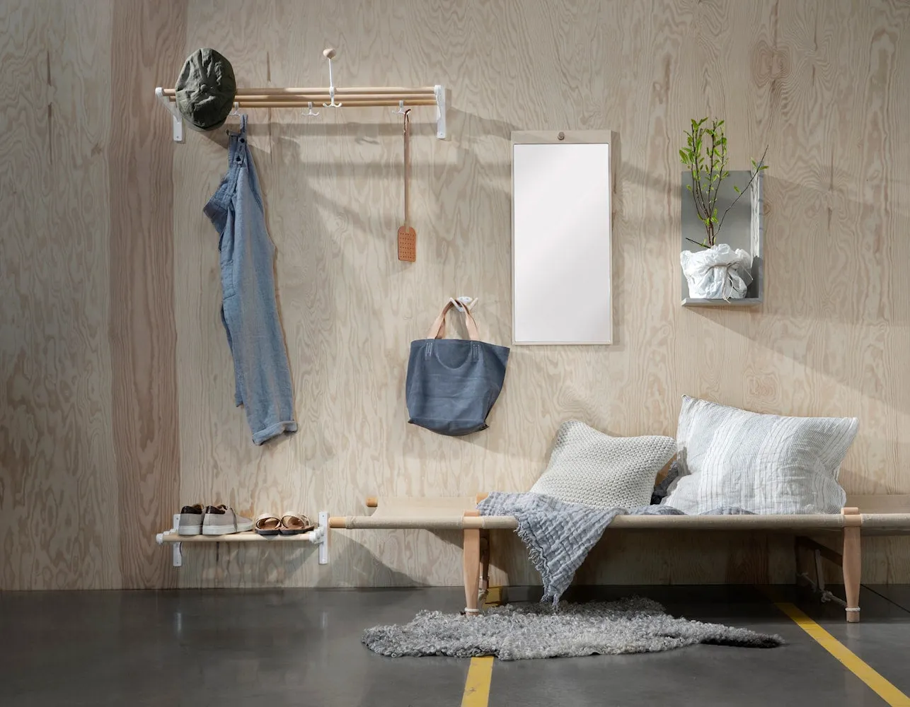 Essem Design Oskar Hat Hook, Oak