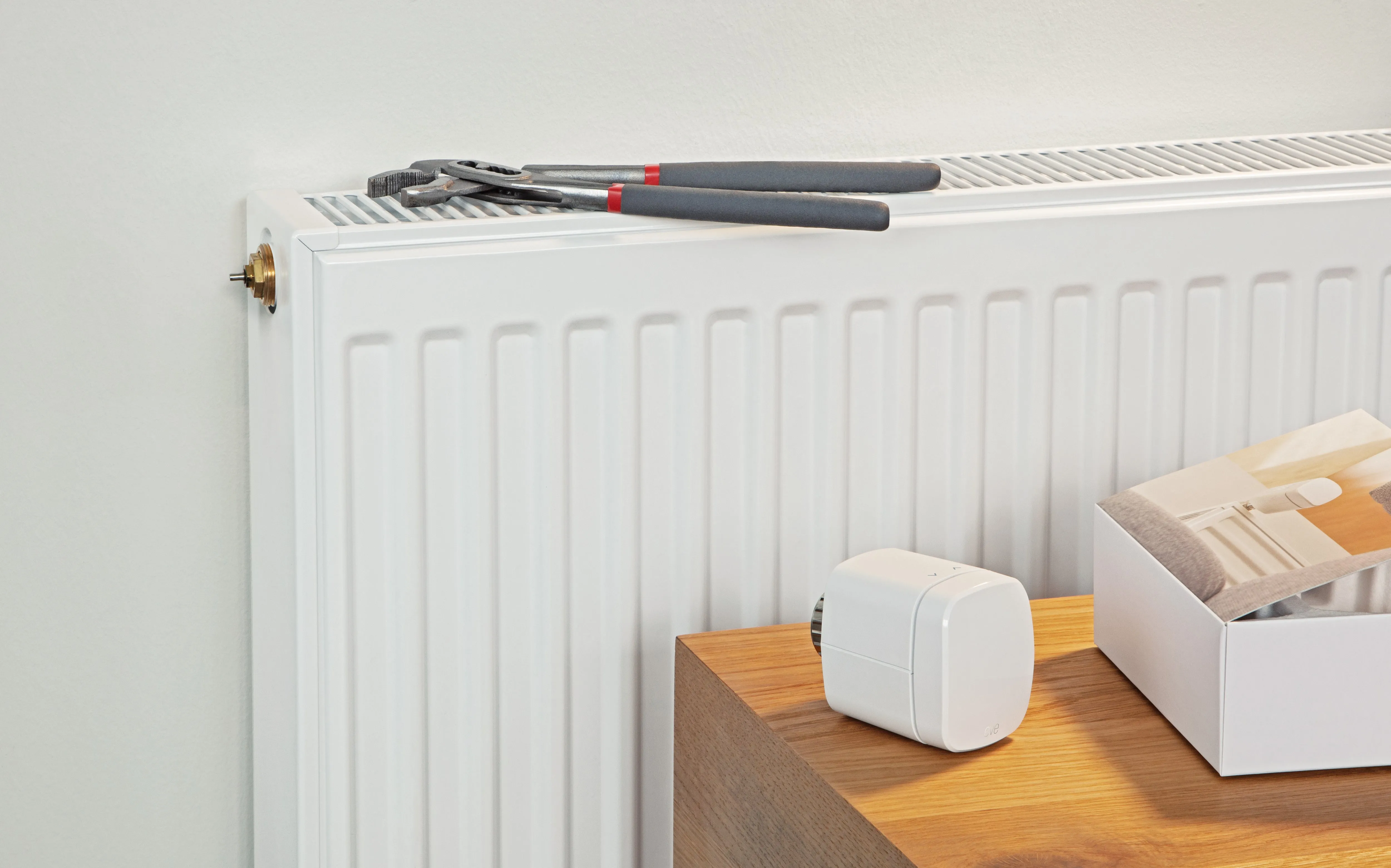 Eve Thermo Smart radiator valve with Apple HomeKit technology, 2-pack