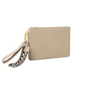 Hallie Wristlet Pouch | Light Taupe