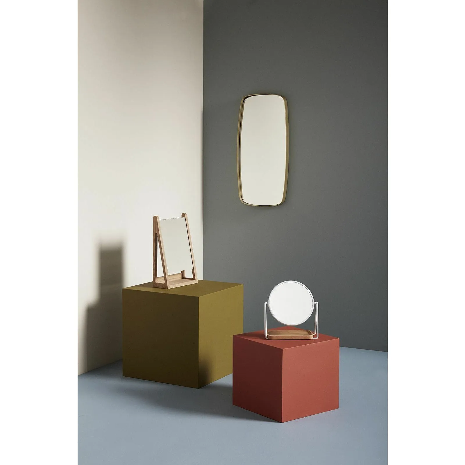 Hübsch Retro Wall Mirror Rectangular Brass