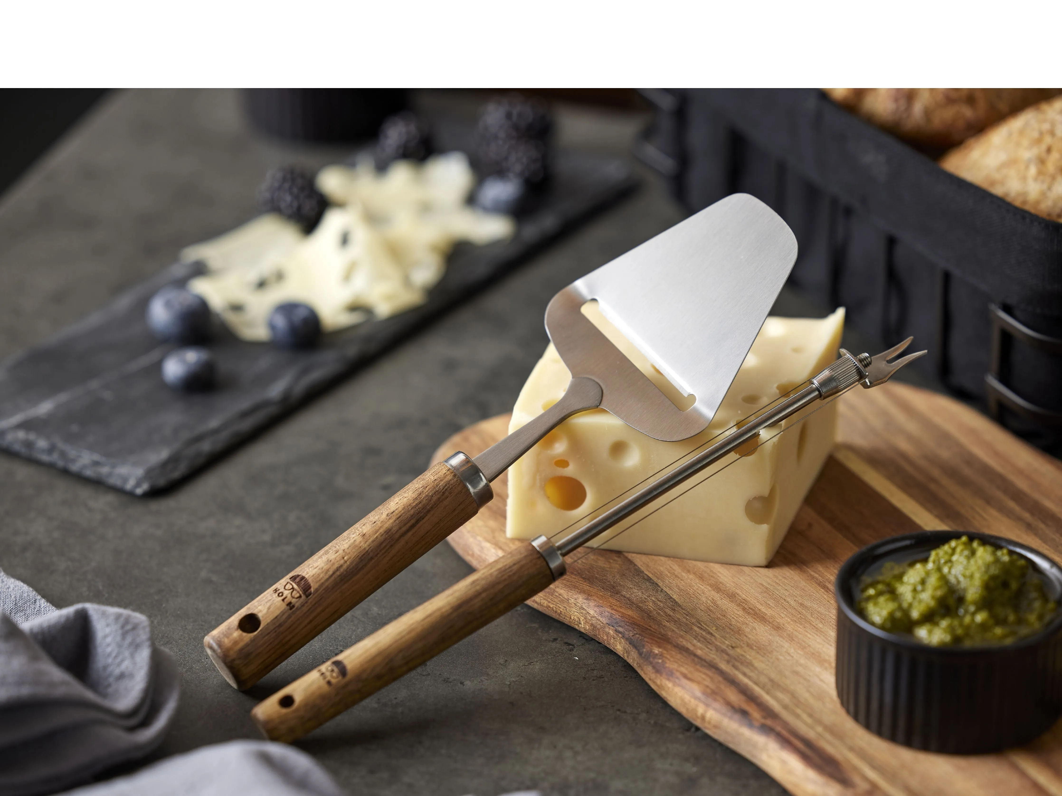 Holm Cheese Slicer, Brown