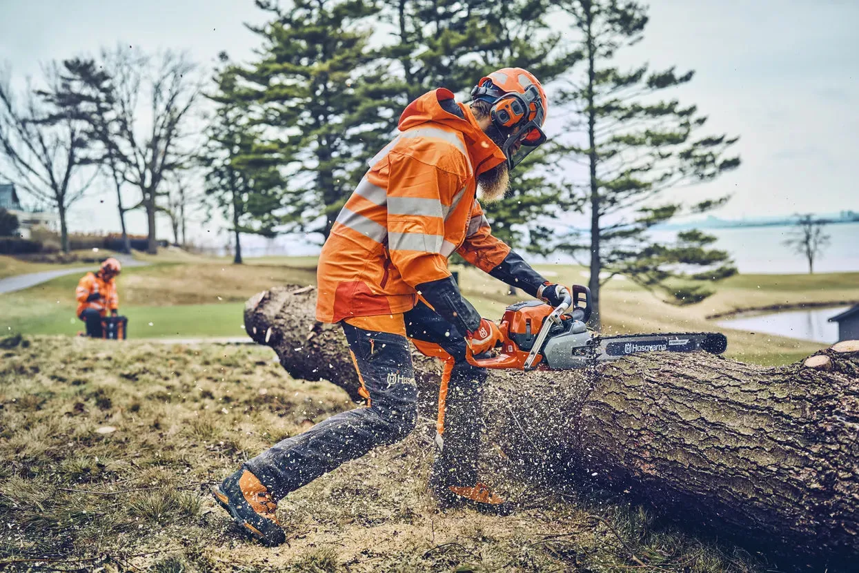 Husqvarna 562 XP Mark II Professional Chainsaw