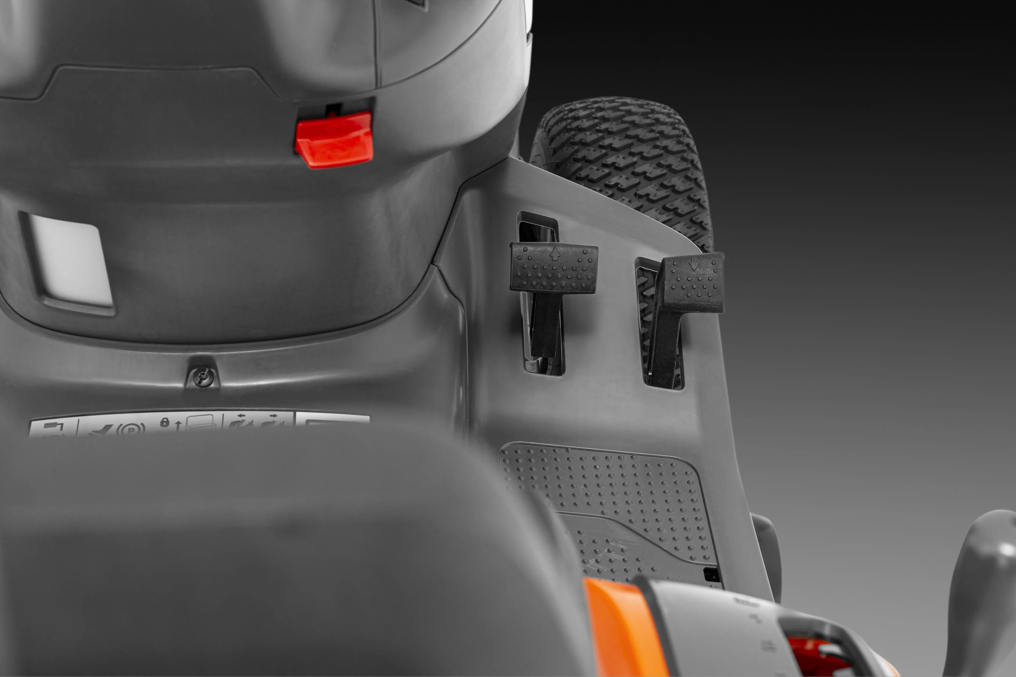 Husqvarna TS 114 Garden Tractor