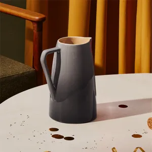 Le Creuset | Minimalist Pitcher