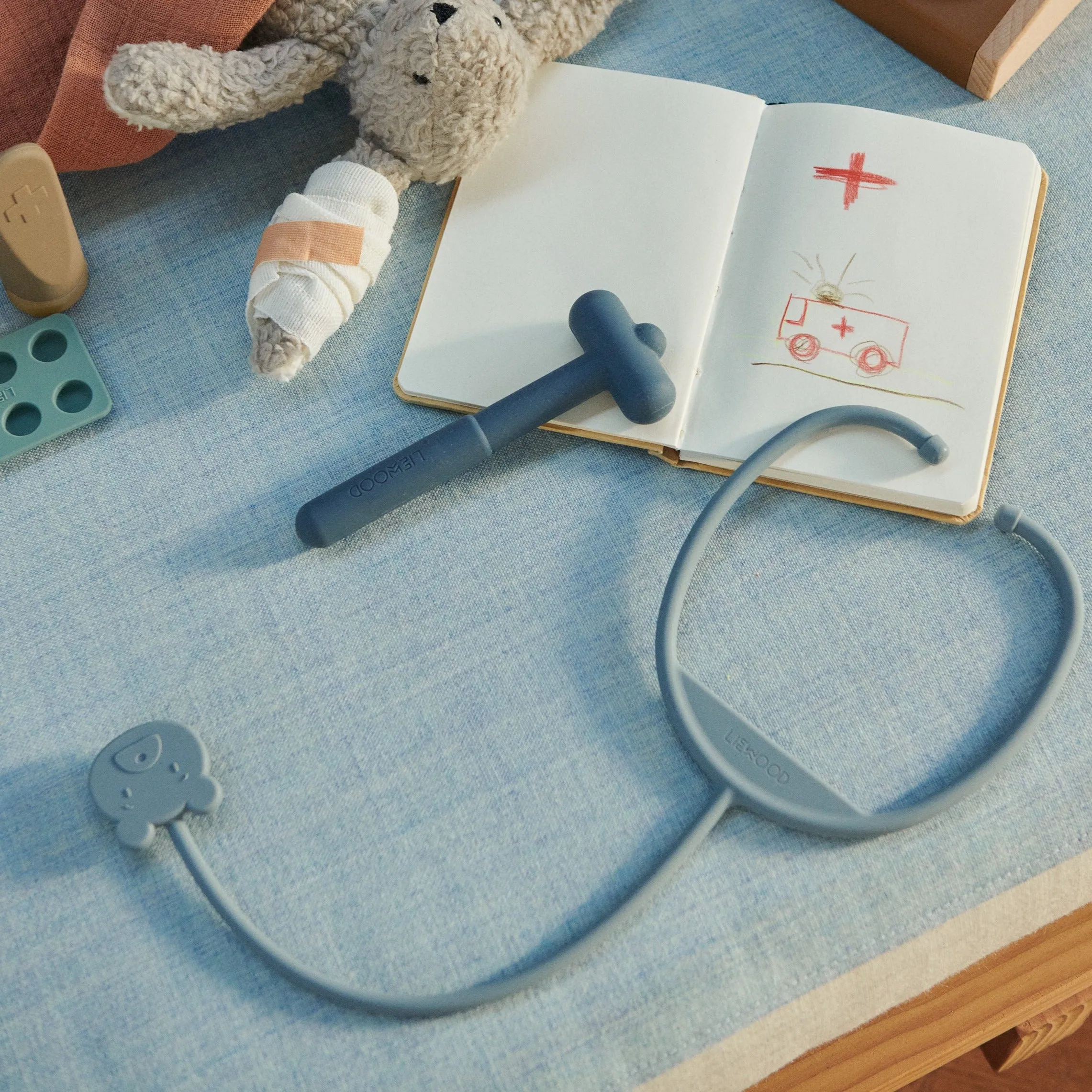 Lennart Doctor Toy Set | Blue Mix