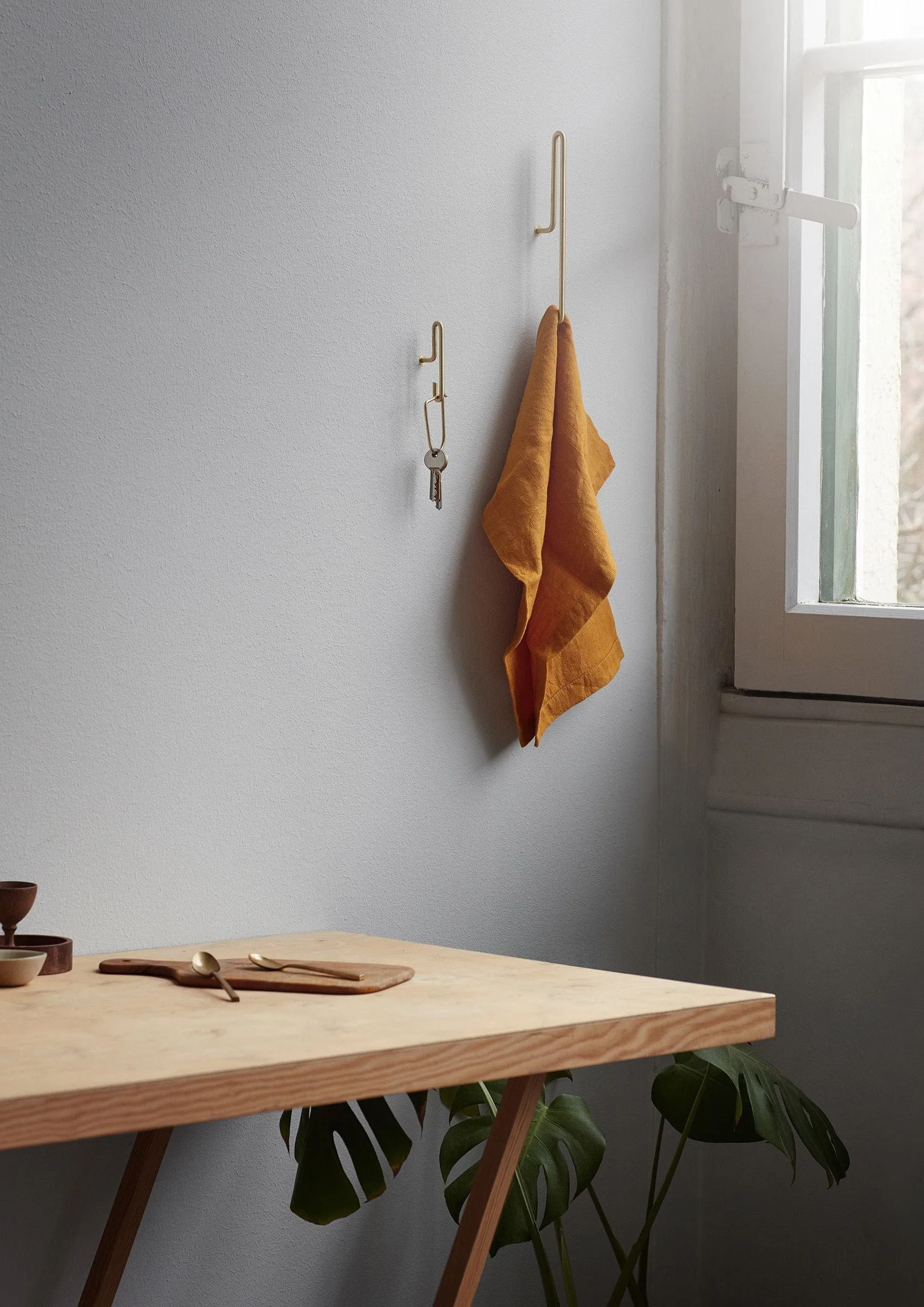 Moebe Wall Hook Large, Gold