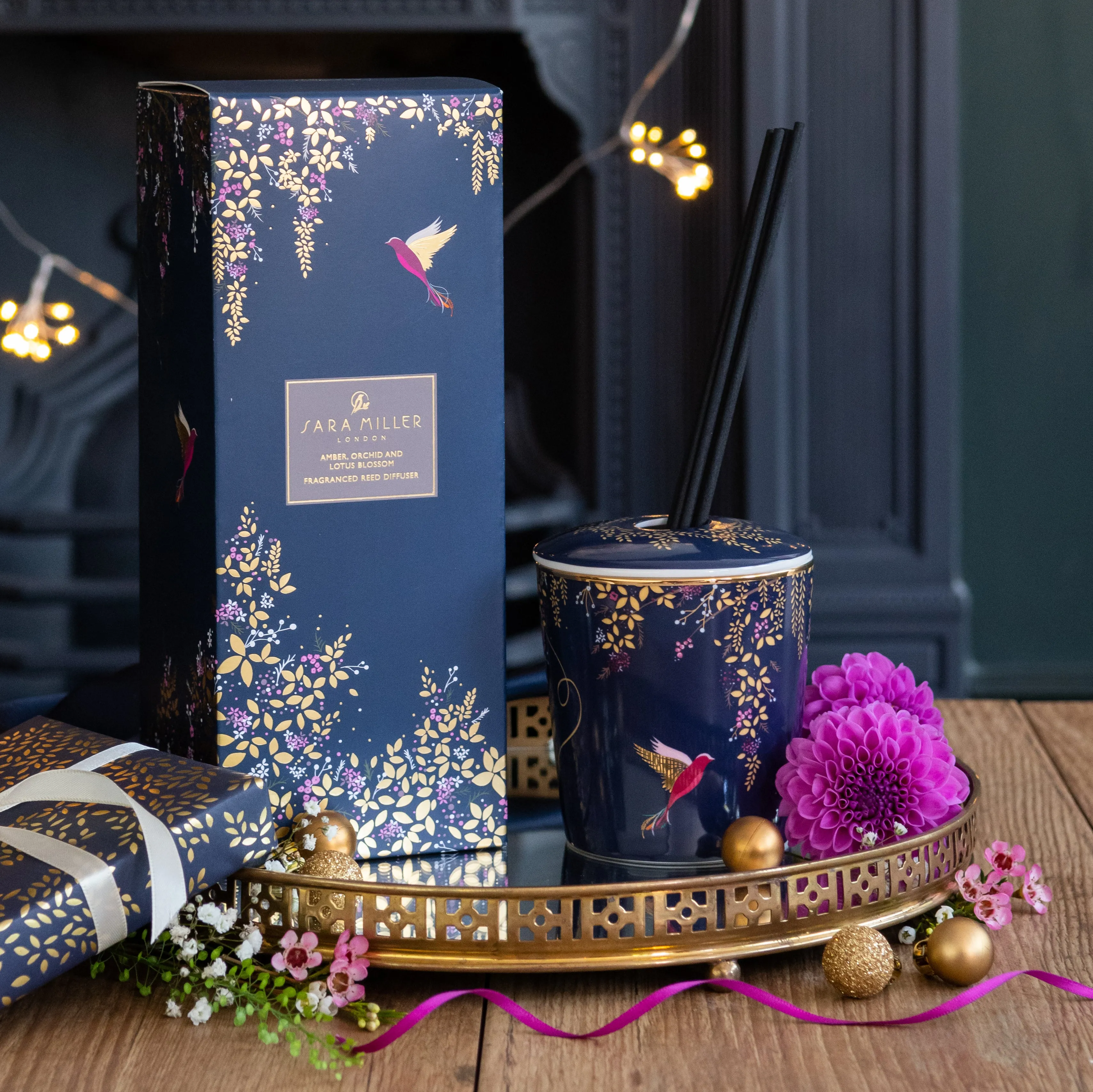 Navy Hummingbird Reed Diffuser | Amber, Orchid & Lotus | 200ml