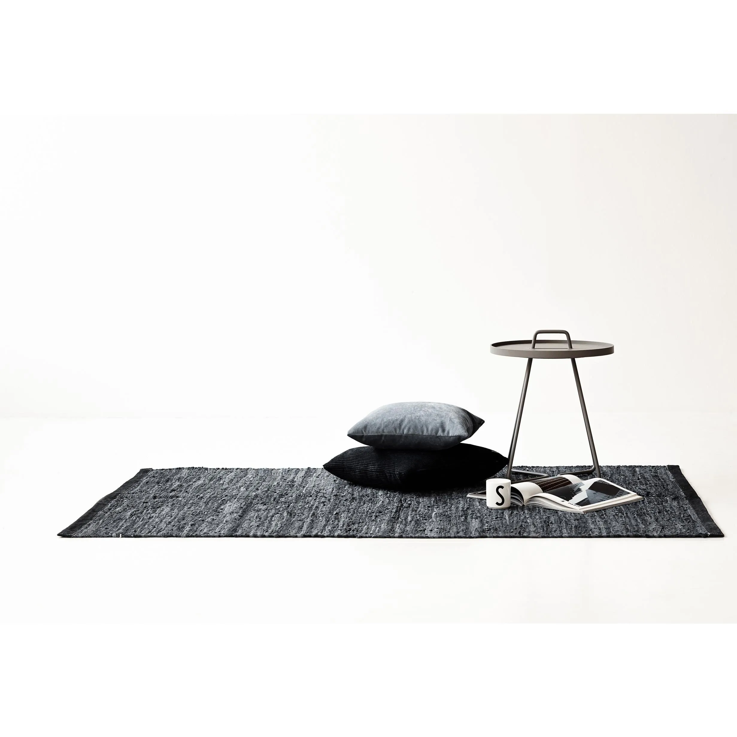 Rug Solid Leather Rug Dark Grey, 60 X 90 Cm