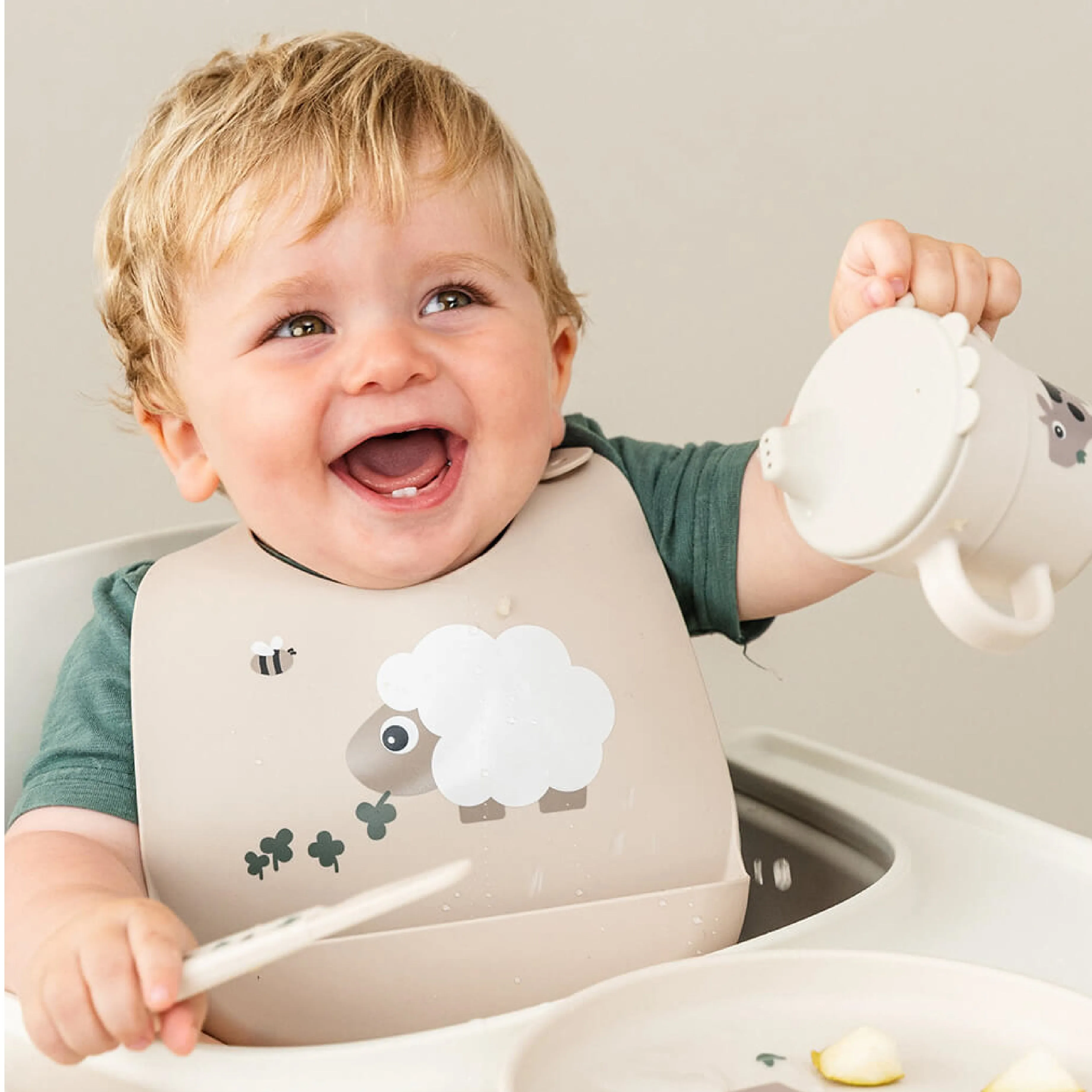 Sheepy Silicone Bib | Sand