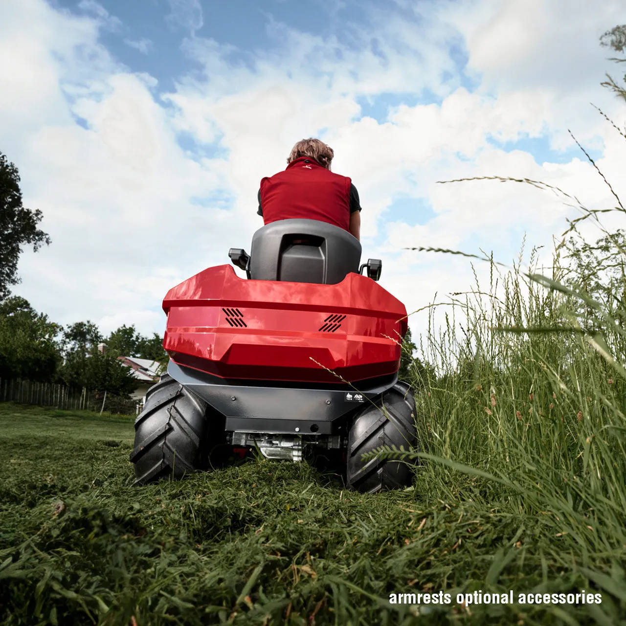 solo by AL-KO Premium T22-110.4 HDH-A V2 Petrol High Grass Mulching Lawn Tractor