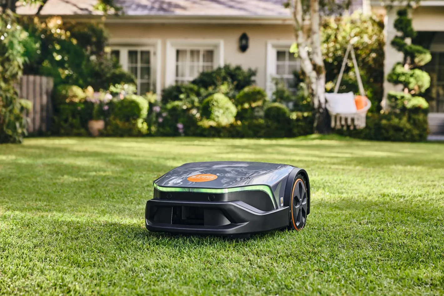 STIHL iMOW 5 EVO Robotic Lawn Mower