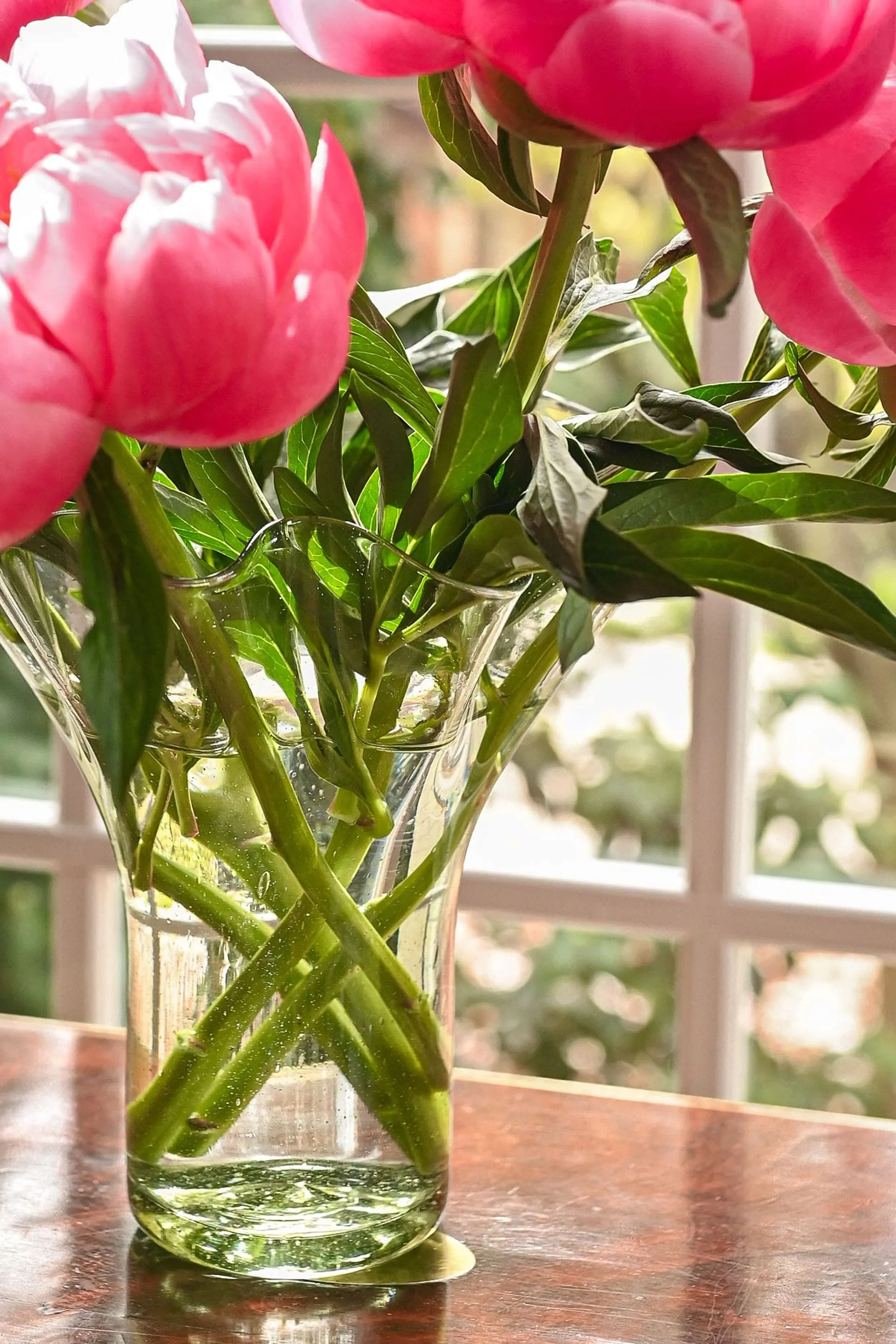 The Original Lettuce Leaf Vase