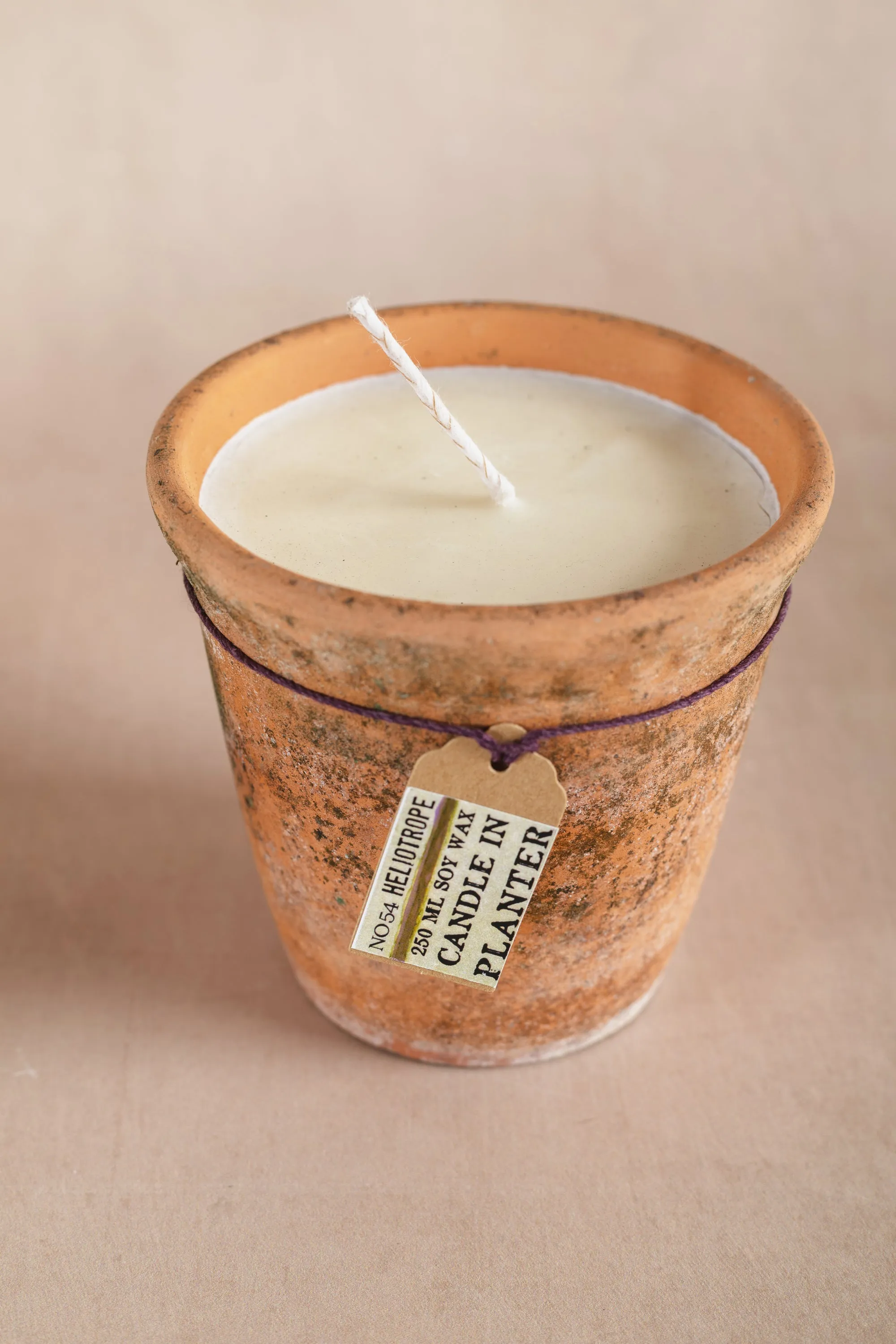 Vintage Planter Scented Candle No 54. Heliotrope & Rain Lily